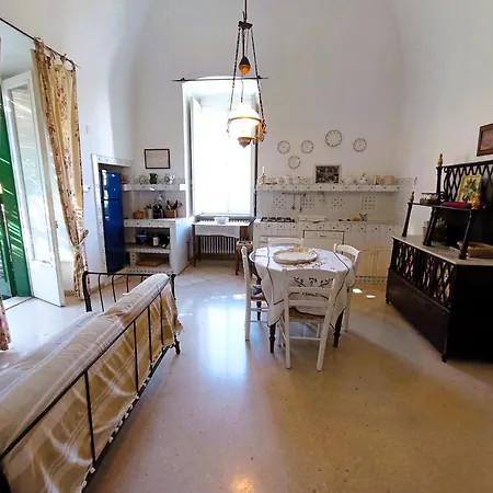 Апартаменти La Dimora Di Donna Cecilia